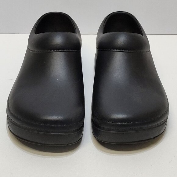 Klogs Springfield Black Slip-On Clogs US 8 Slip-Resistant Sole Orthotic-Friendly - Picture 3 of 11